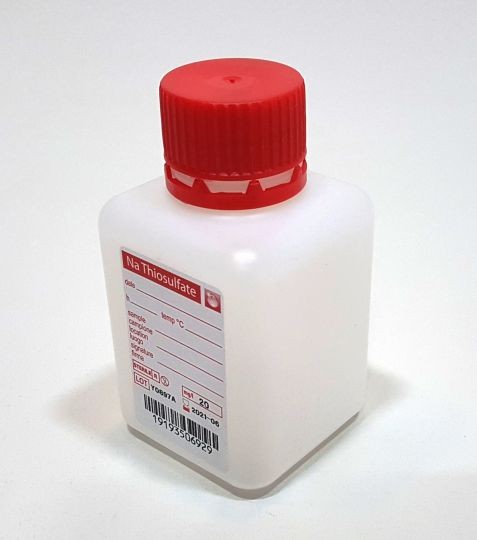 sterile Enghalsflasche mit 2,5 mg Natriumthiosulfat, 125 ml, HDPE, VE 350 St. Barcode zweifach, quad